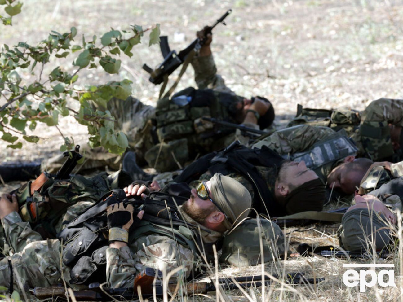 Раненных российских силовиков вывозят в РФ