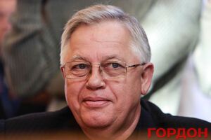 Минюст хочет запретить деятельность КПУ