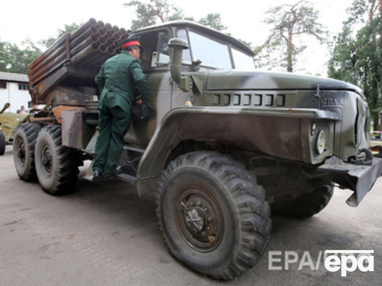 В Луганской области продолжаются обстрелы пограничных подразделений со стороны РФ