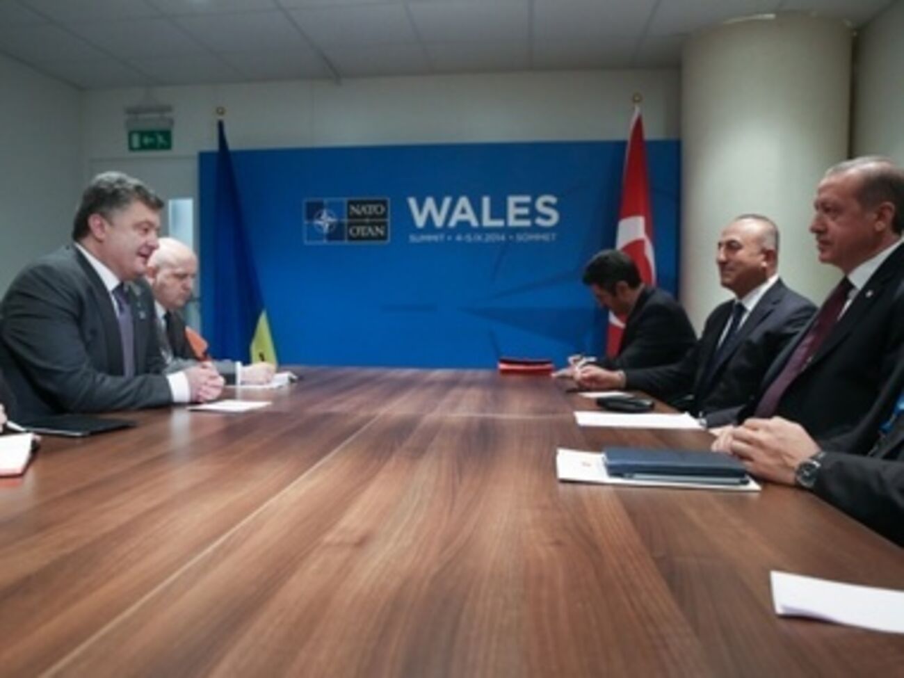 Президент Украины Петр Порошенко провел встречу с президентом Турецкой Республики Реджепом Тайипом Эрдоганом