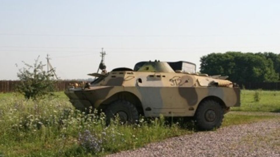 Волонтеры вынуждены покупать технику у Минобороны через посредников