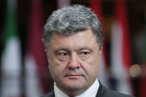 Порошенко: Эта война не ограничивается украинской территорией