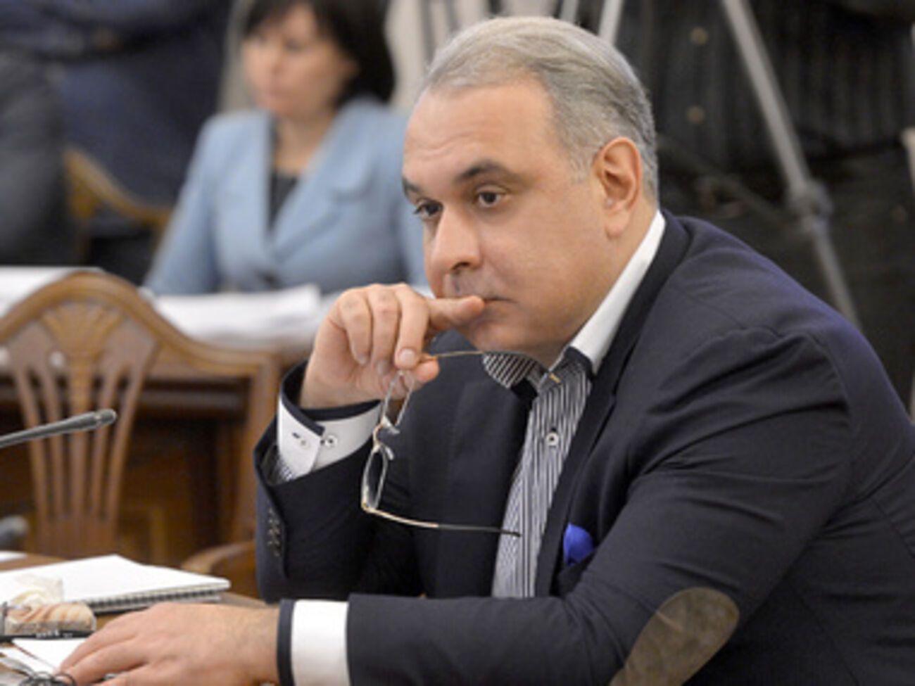 Жвания считает, что непосредственную ответственность за отсутствие финансирования несет премьер-министр Арсений Яценюк и Кабмин