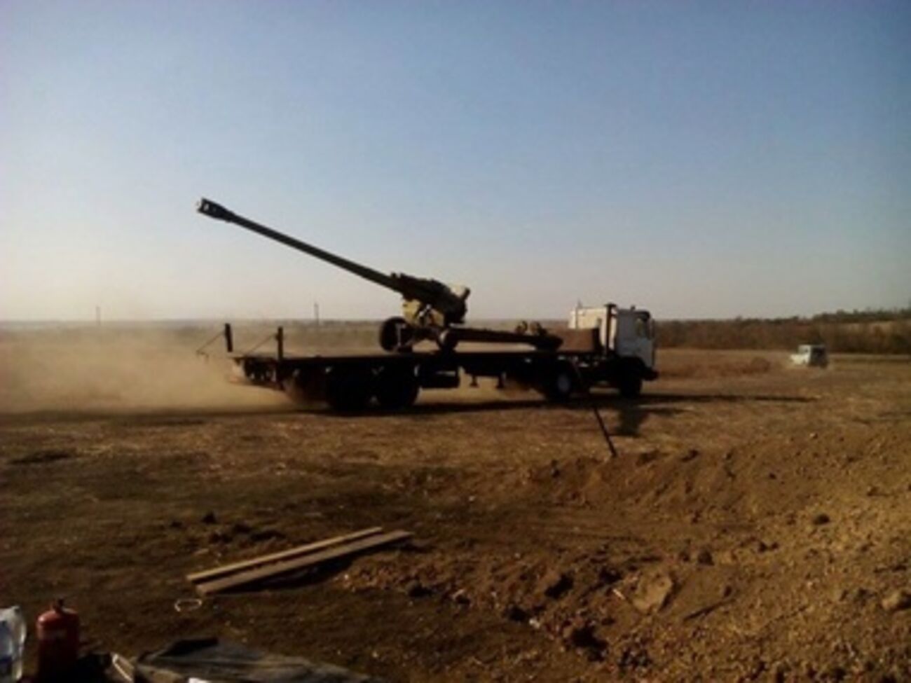 Боевики обстреливали Мариуполь &ndash; украинские силовики отвечали, сообщают очевидцы