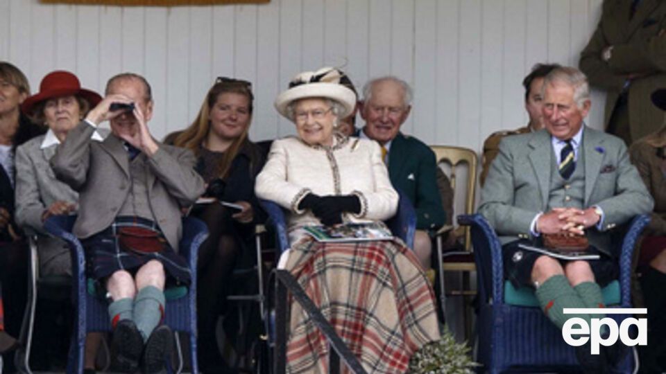 Королева Великобритании Елизавета II обеспокоена возможным конституционным кризисом