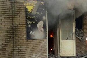 В центре Славянска в одном из ювелирных магазинов произошел взрыв