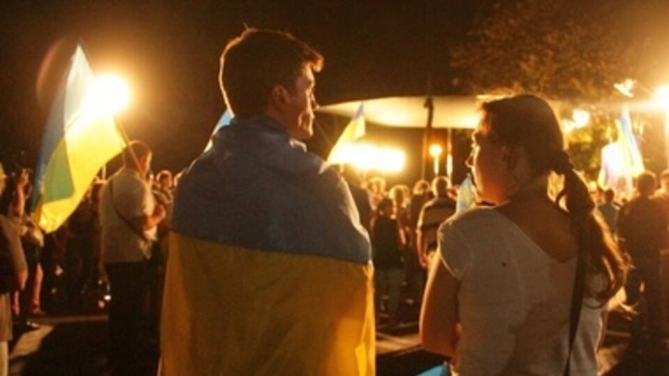 Жители Мариуполя верят, что могут остановить войну