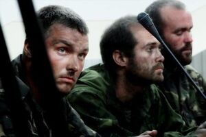 Освобожденные из плена военные отправились к родственникам