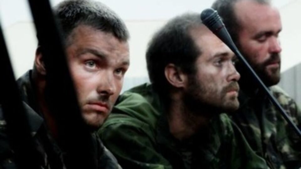 Освобожденные из плена военные отправились к родственникам