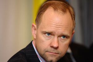 Куусвек считает, что НБУ должен меньше заботиться о регуляции курса