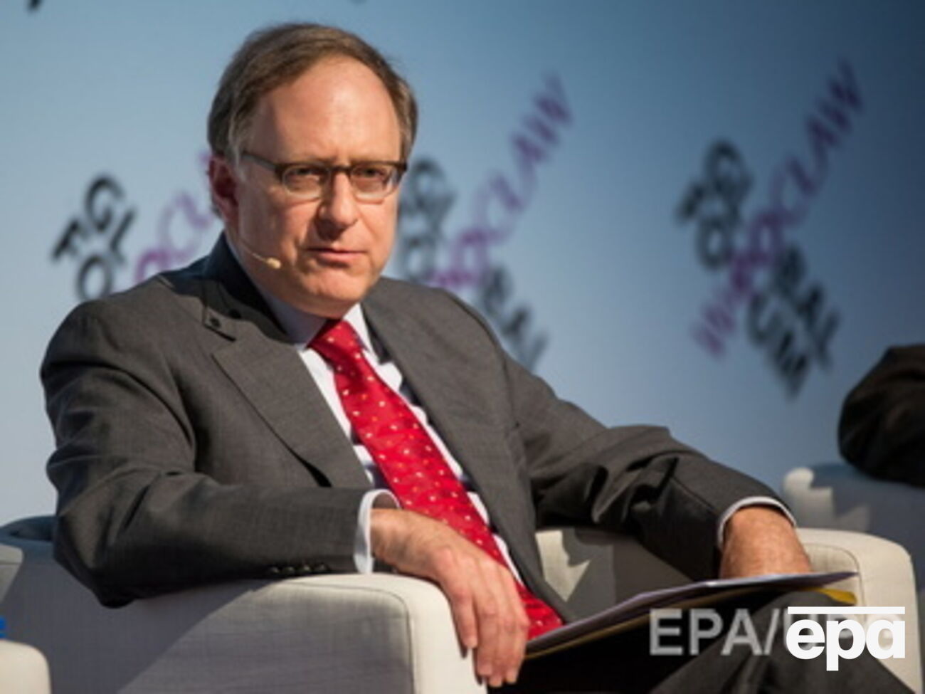 НАТО не будет поставлять оружие в Украину