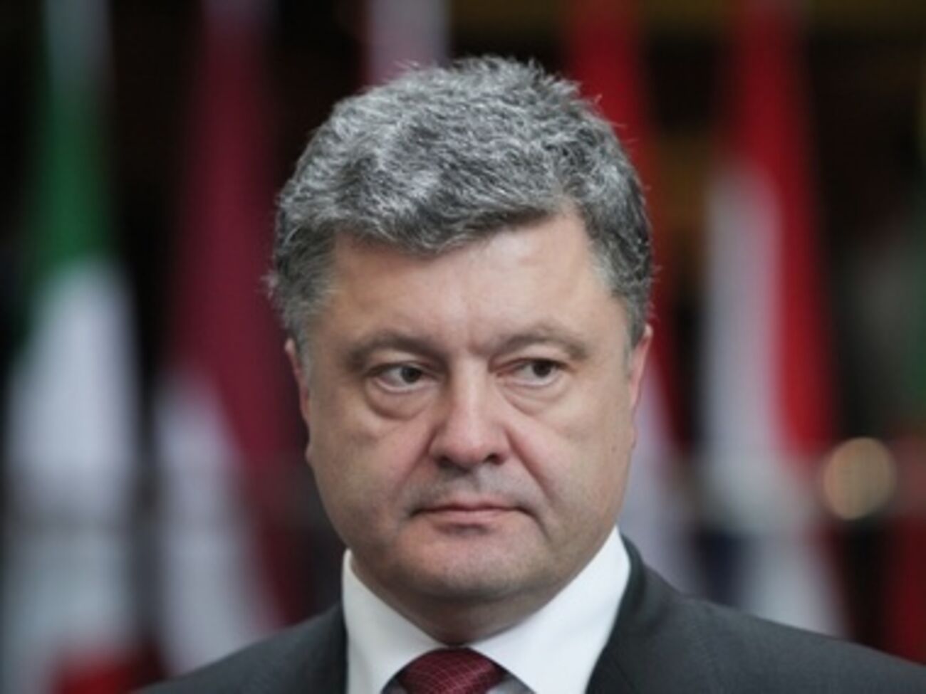 Порошенко: Мы вывели военных из окружения, воспользовавшись прекращением огня