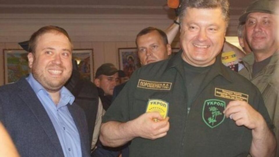 Петр Порошенко: Украинская армия будет защищать государство и не сдаст ни кусочка украинской земли