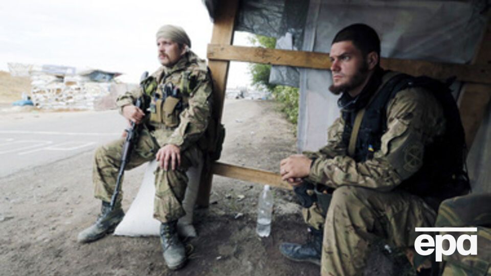 Украинские силовики отвечают огнем лишь в случае опасности для жизни заявили в СНБО