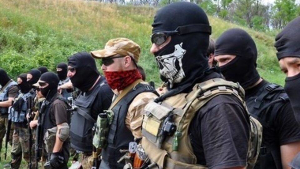 ПАО "Днепроспецсталь" берет на себя вопросы укомплектования добровольцев всем необходимым