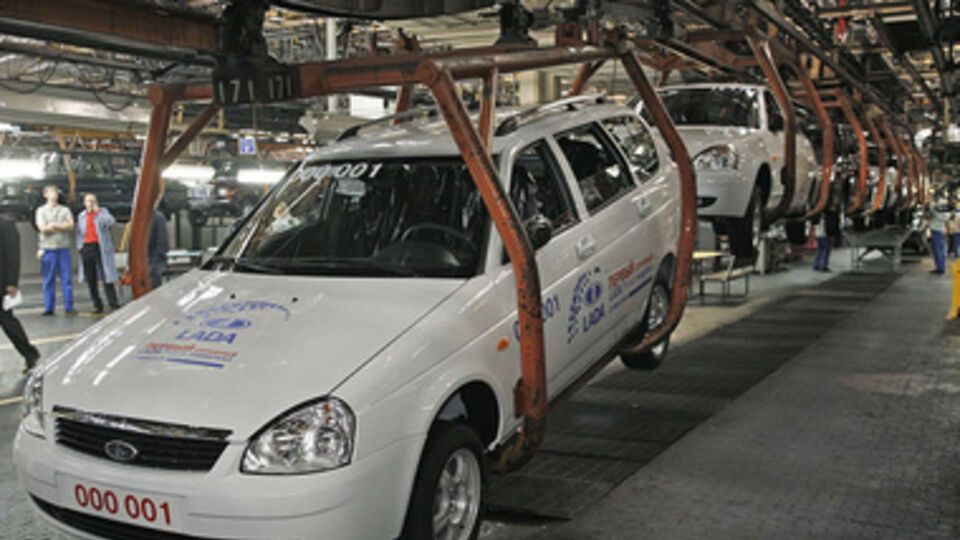 В России падают продажи автомобилей