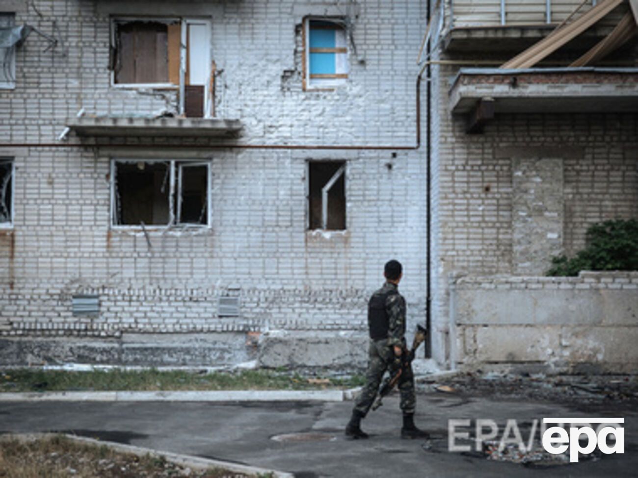 В Донецке продолжают обстреливать жилые кварталы