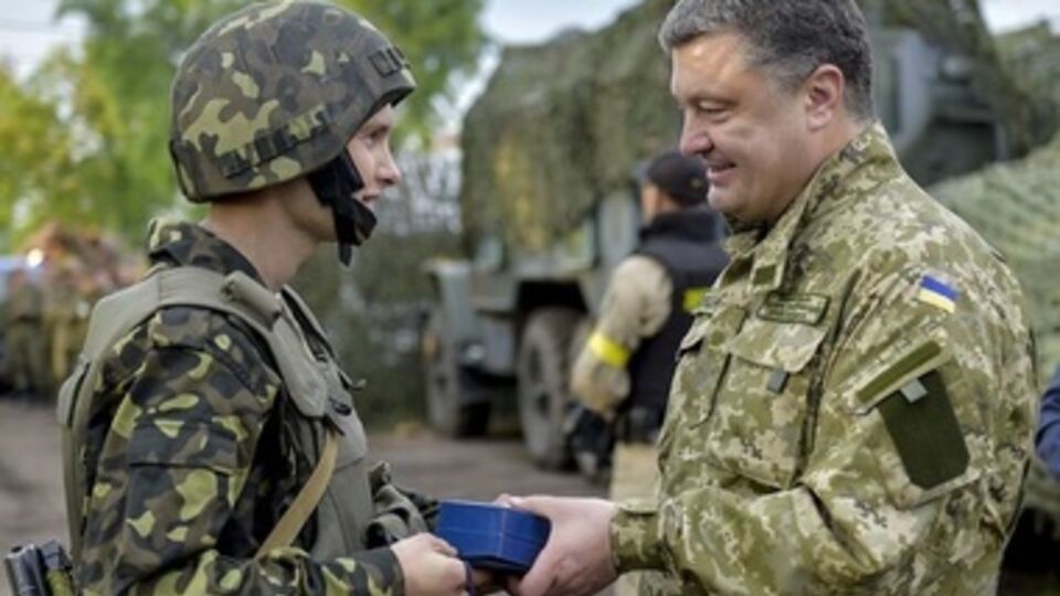 Военнослужащие проходили или проходят службу в Вооруженных Силах, в органах и подразделениях МВД и Государственной пограничной службы Украины