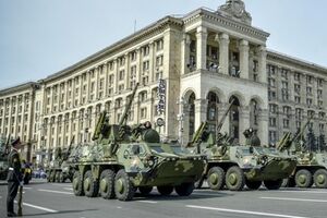 Для обеспечения сил АТО Минобороны передало технику и оружие на сумму около 310 млн грн