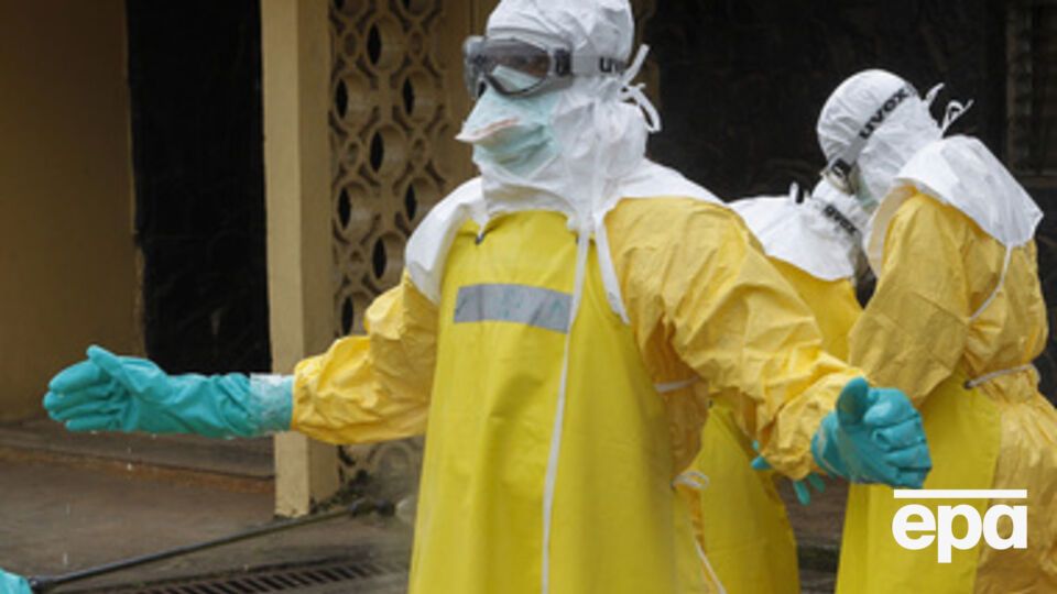 Американец заразился, спасая других