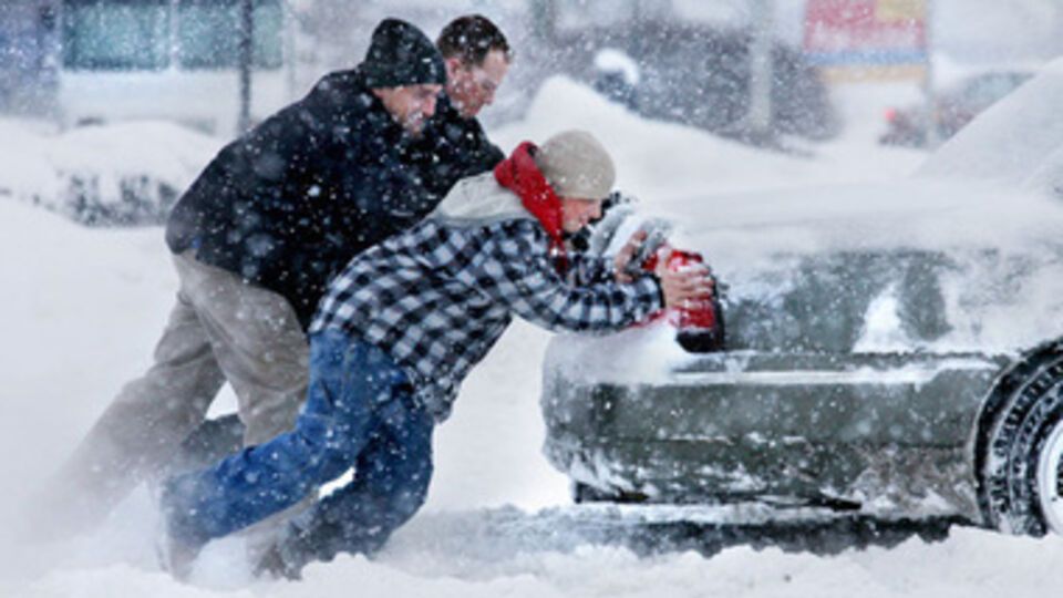 На 7.00 1 января движение в большинстве областей восстановлено