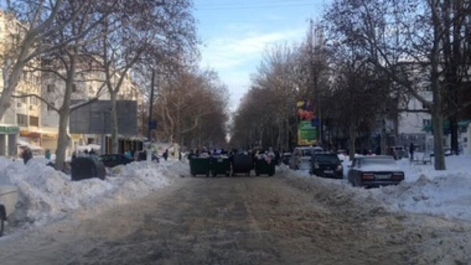 Одесситы перекрыли дорогу