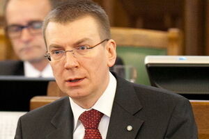 Ринкевичс заявил, что ЕС не поддерживает незаконную аннексию Крыма Россией