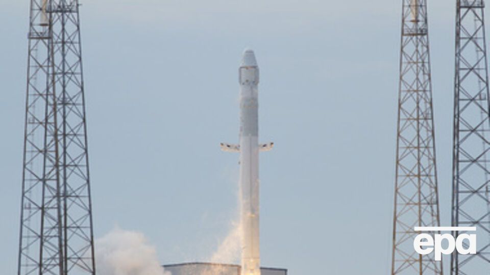 Falcon 9 успешно запущена 10 января