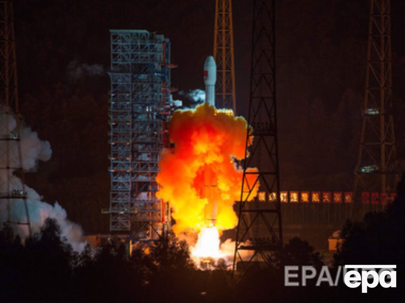 Запуск экспериментального спутника