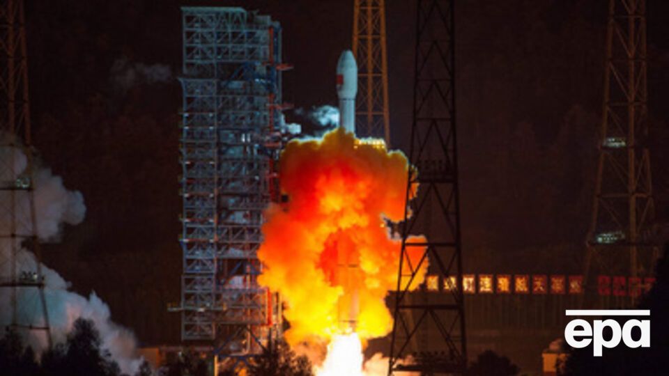 Запуск экспериментального спутника