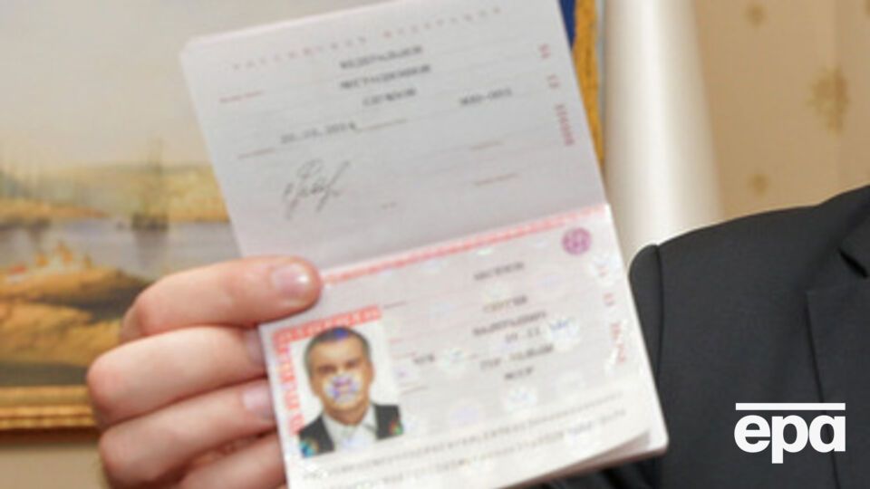 Крымчане без российского паспорта будут считаться иностранцами