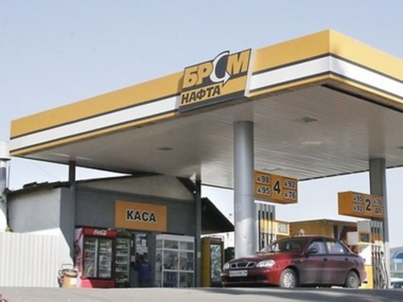 Пожар произошел на заправке "БРСМ-нафта"
