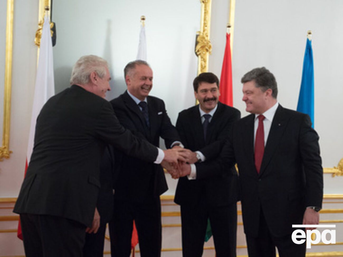 Петр Порошенко с чешским, словацким и венгерским коллегами