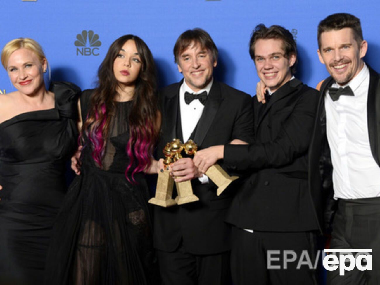 Лучшим фильмом года признали картину "Юность"