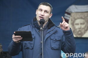 Не стоит опасаться зеленой воды, заявил Кличко