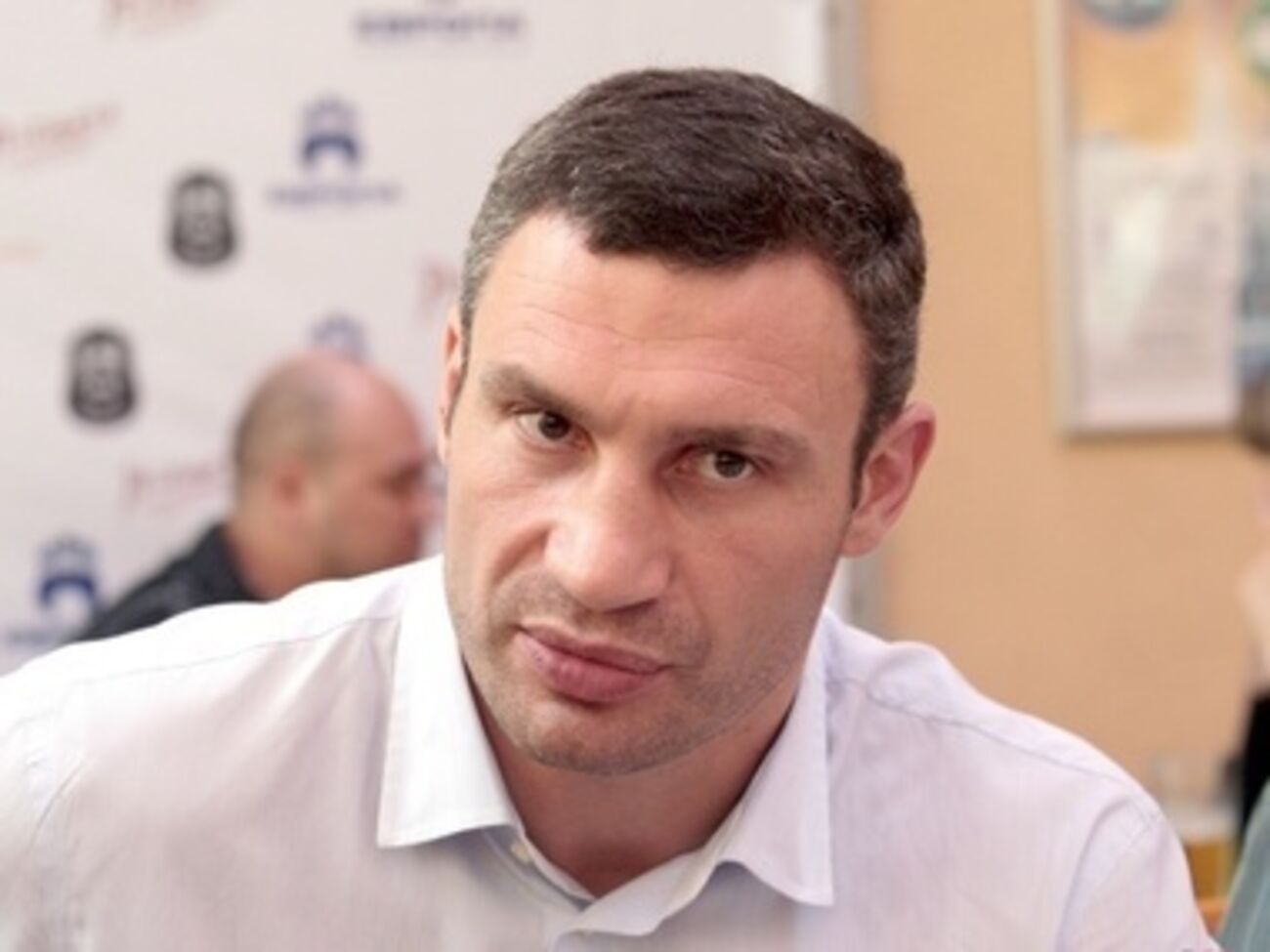 Кличко хочет, чтобы приютом для животных руководил волонтер