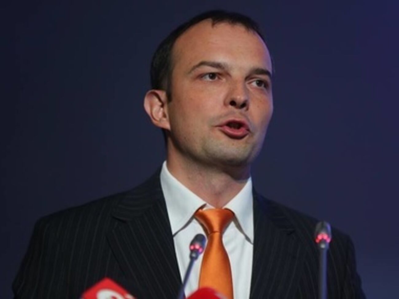 Соболев хочет отчета от Демчишина