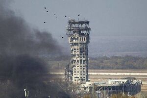 В аэропорту сегодня сильные бои