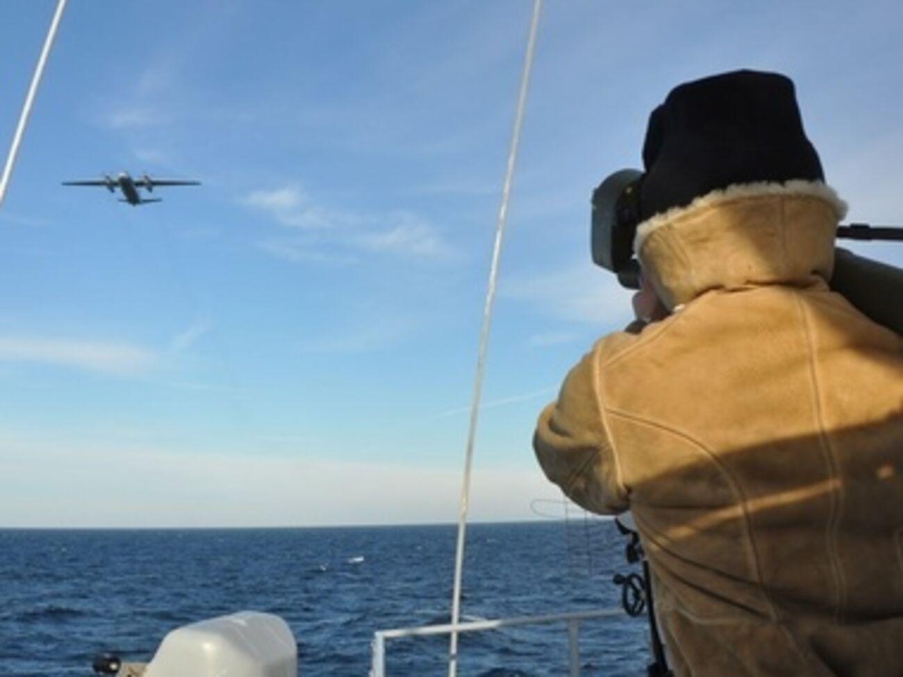 Военные отработали взаимодействие кораблей и авиации в боевых условиях