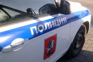 Московские полицейские не пускают к задержанным адвокатов