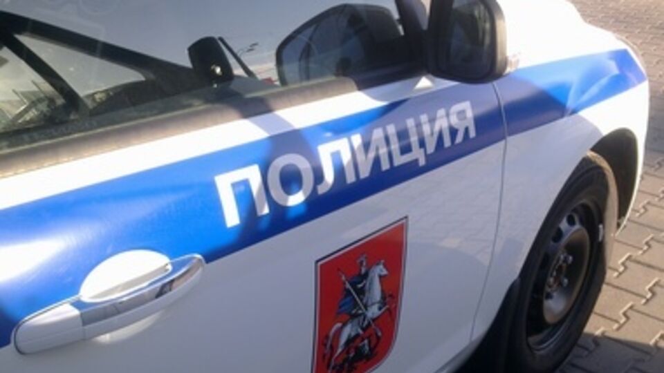 Московские полицейские не пускают к задержанным адвокатов