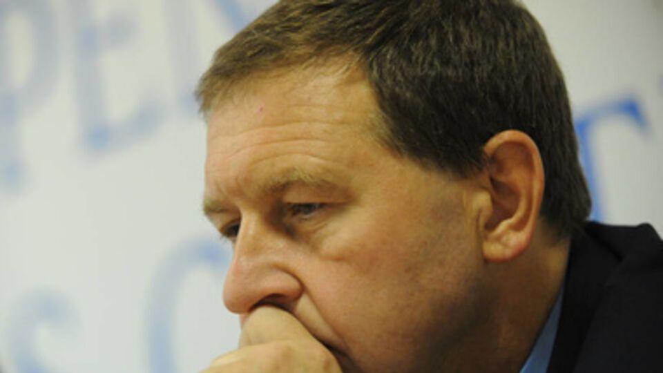 Andrei Illarionov: It is necessary to close the budget hole, through which about three billion dollars "leak" per month.