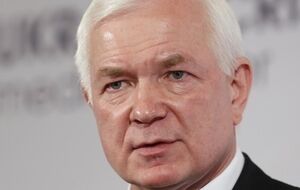 Malomuzh thinks that Russia counts on a social factor that has to become the destabilizing element.