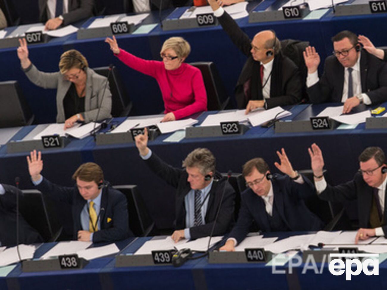 Европарламент принял резолюцию о поддержке Украины