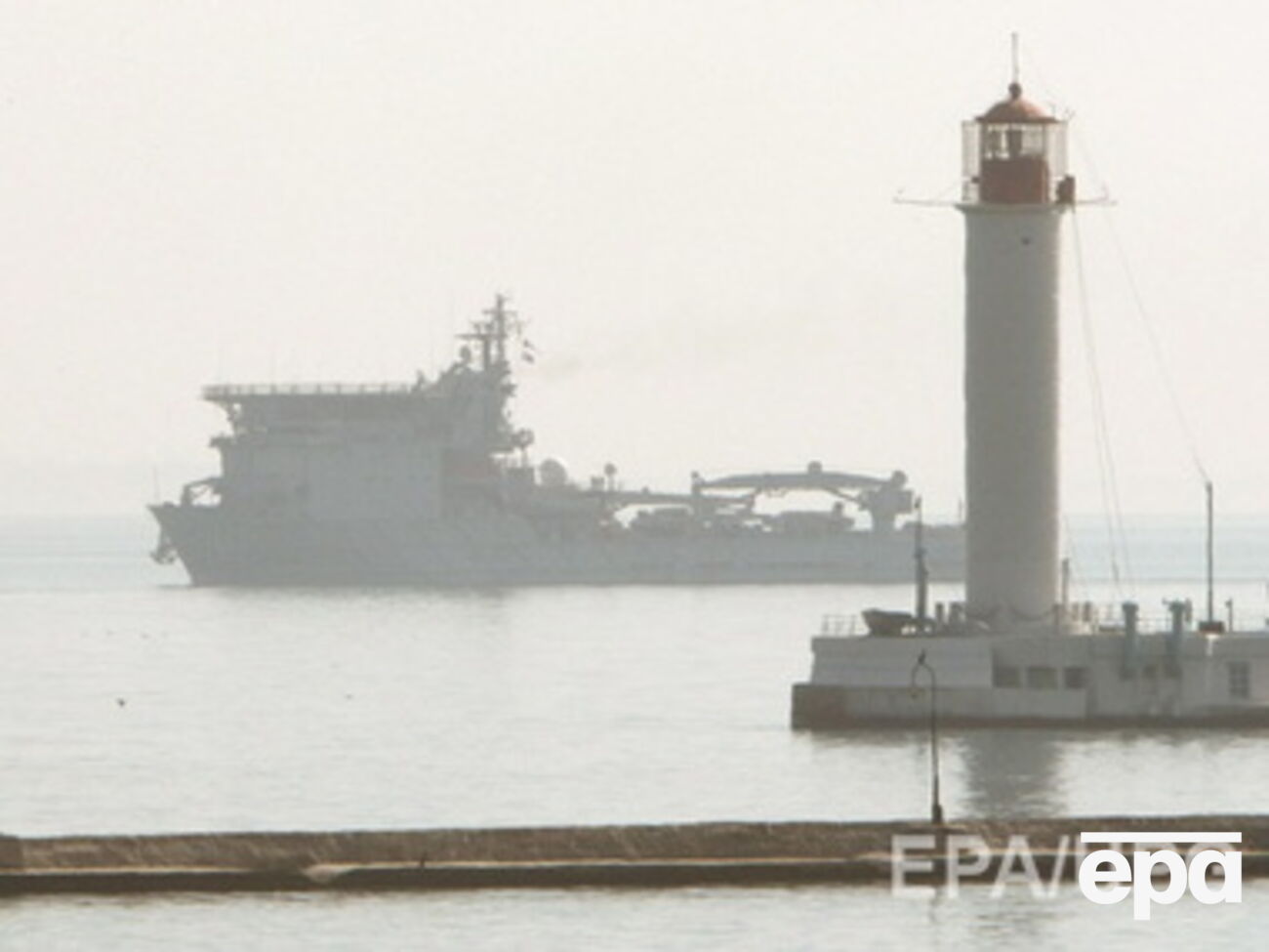 На территории свободной таможенной зоны промышленного типа можно будет размещать любые товары, кроме запрещенных к ввозу-вывозу и транзиту через Украины