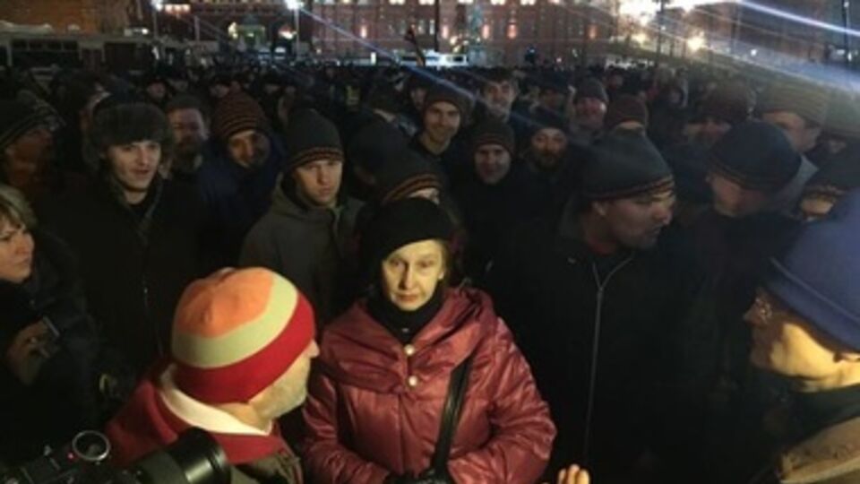 Митинг в Москве: 3 старушки и 100 репортеров