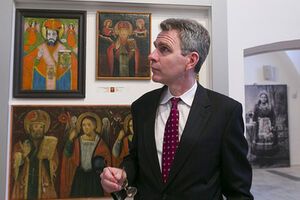 Пайетт осудил атаки на донецкий аэропорт