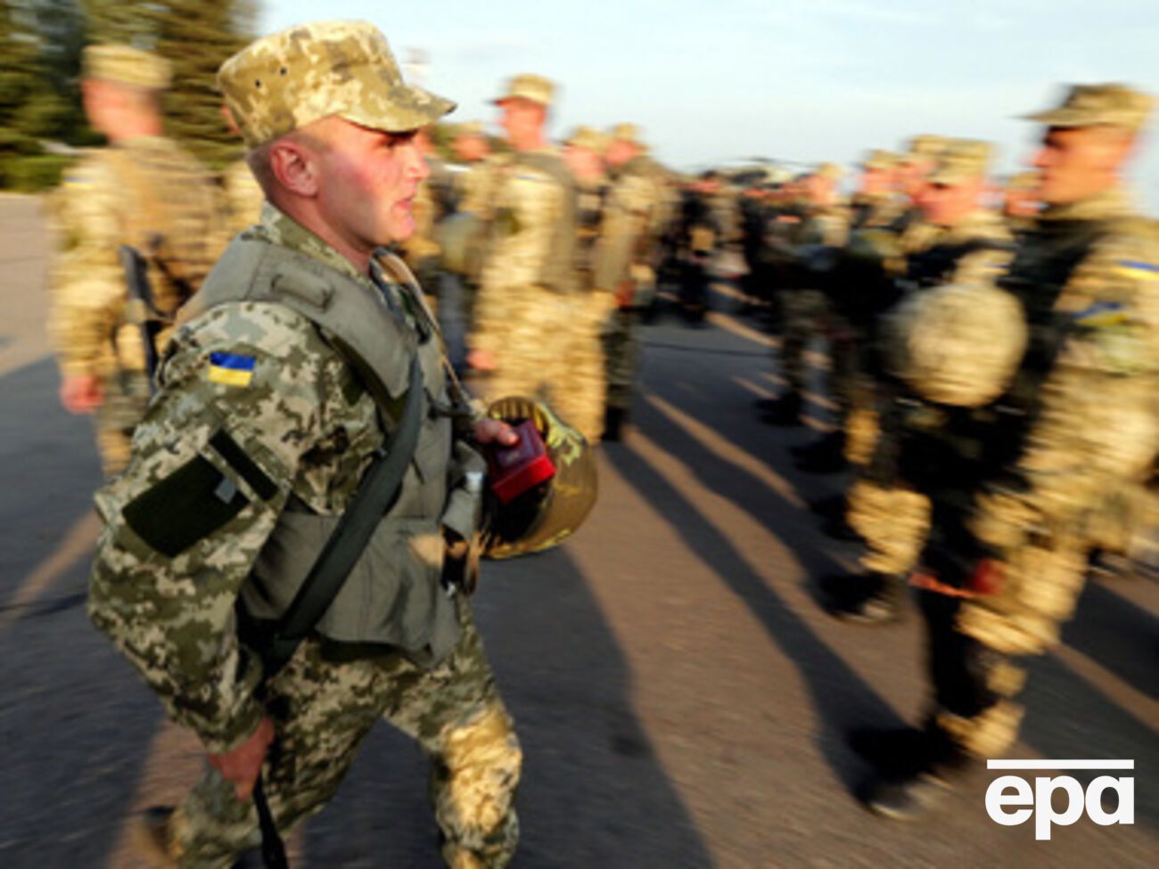 В 2015 году в армию должны быть призваны 100 тыс. человек