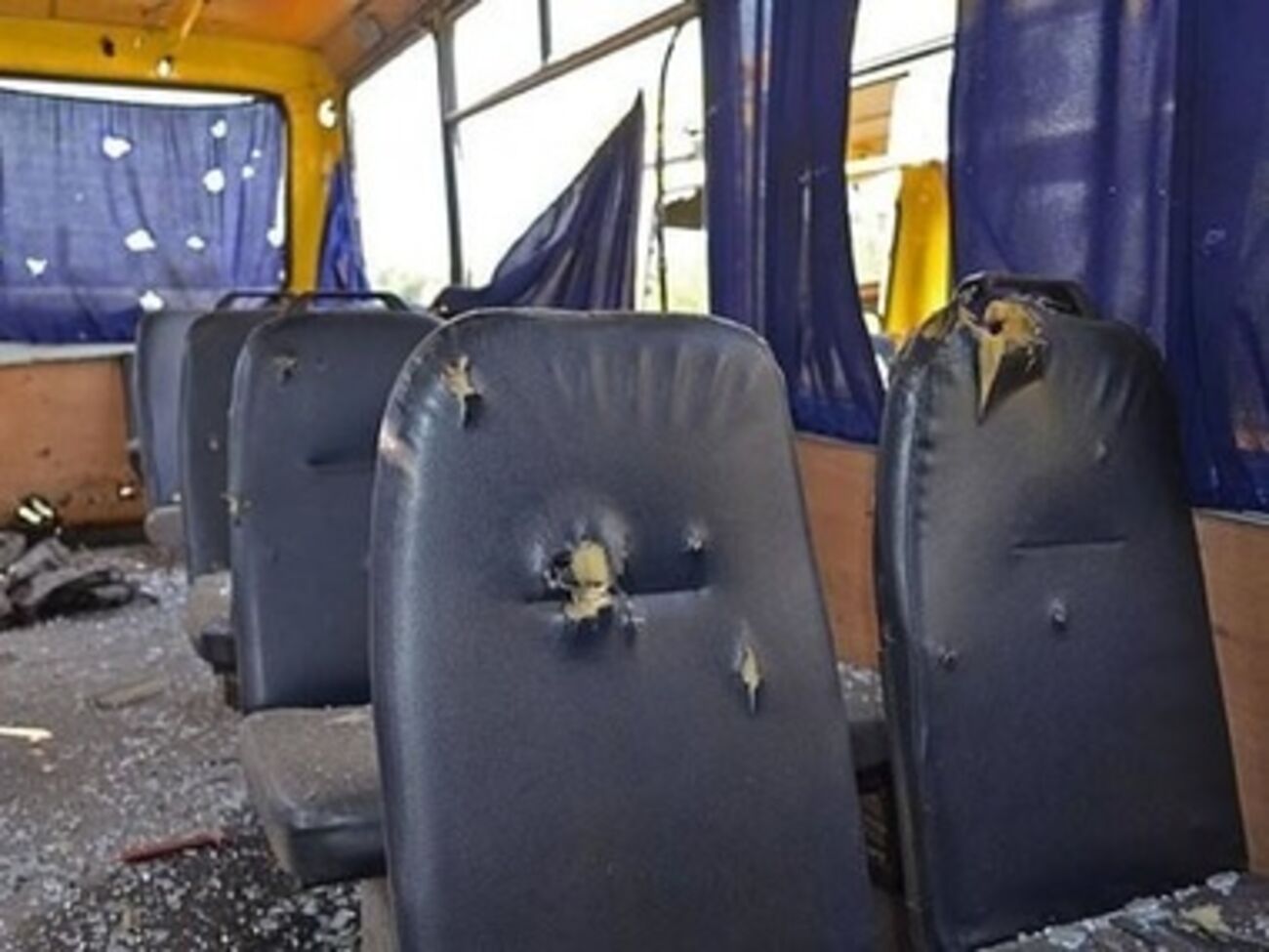 В больницах остаются 13 человек, получивших ранения в результате теракта под Волновахой