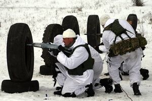 Пресс-центр АТО: На военных полигонах Донецкой области проходит подготовка разведывательных подразделений. Фоторепортаж